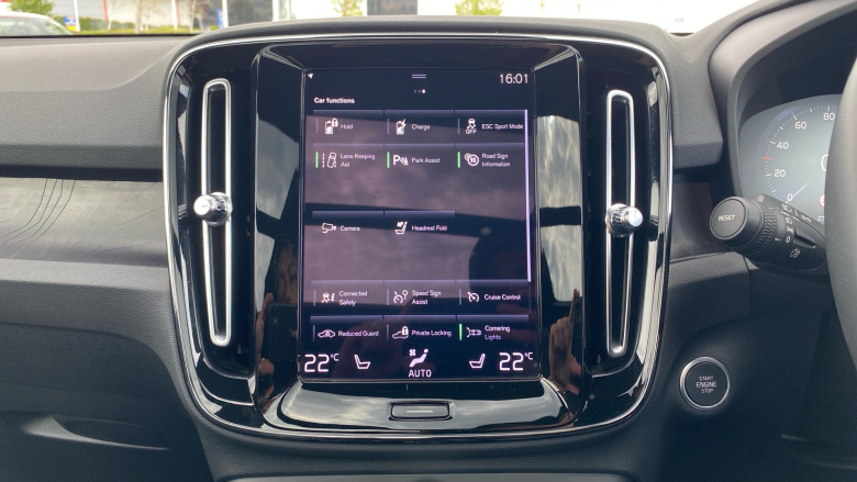 Volvo Xc40 1.5 T5 Recharge PHEV Ultimate Dark 5dr Auto Estate